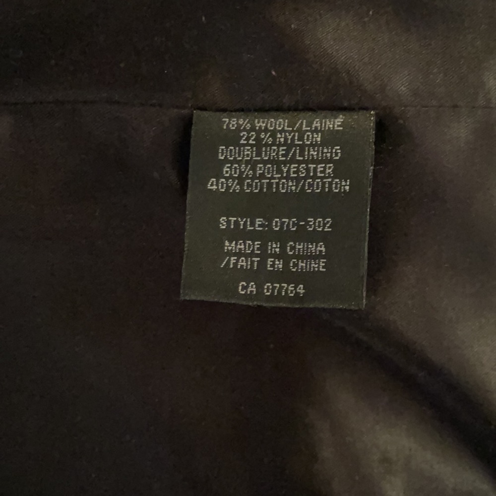 BEDO Fall/Winter Coat. - Picture 4 of 4